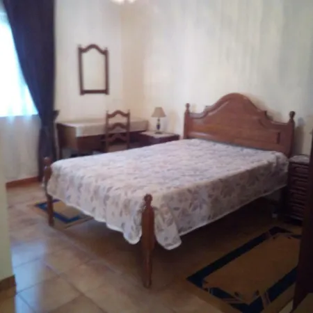 Casa Goncalves Forte בית אירוח טאווירה